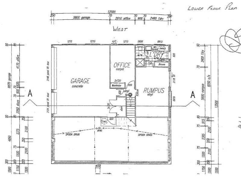 17 Golden Oak Crescent, Carindale QLD 4152