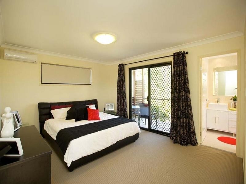 33 Alpita Street, Kuraby QLD 4112