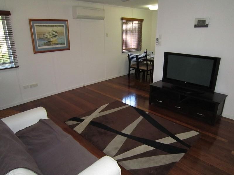 17 Biplex Street, Mansfield QLD 4122