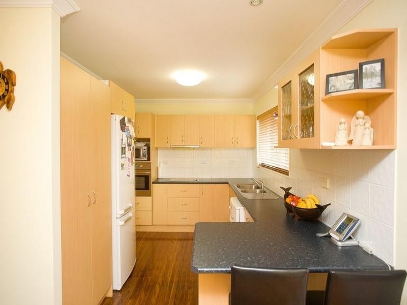 204 Broadwater Road, Mansfield QLD 4122