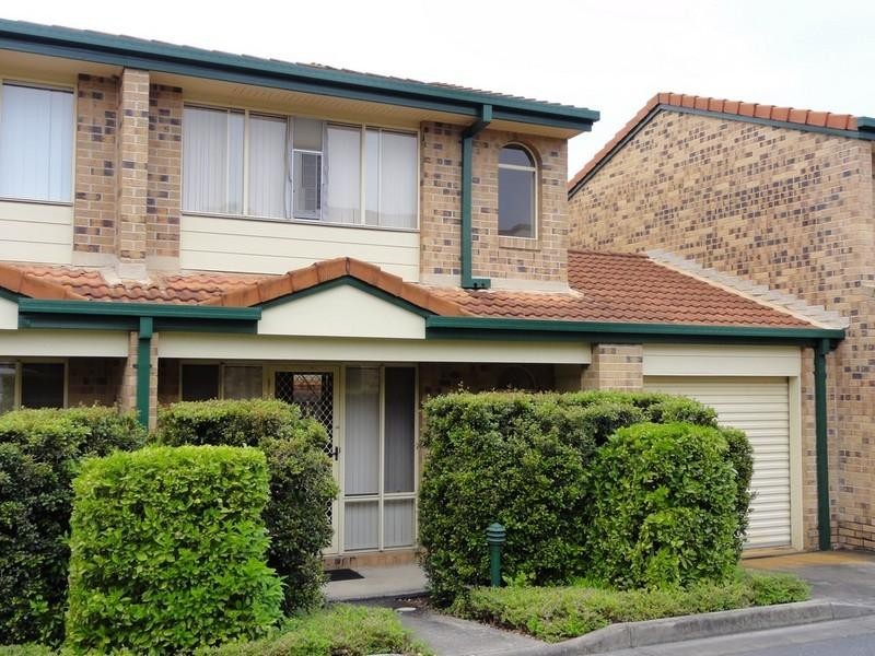 28/10 Adrian Place, Wishart QLD 4122