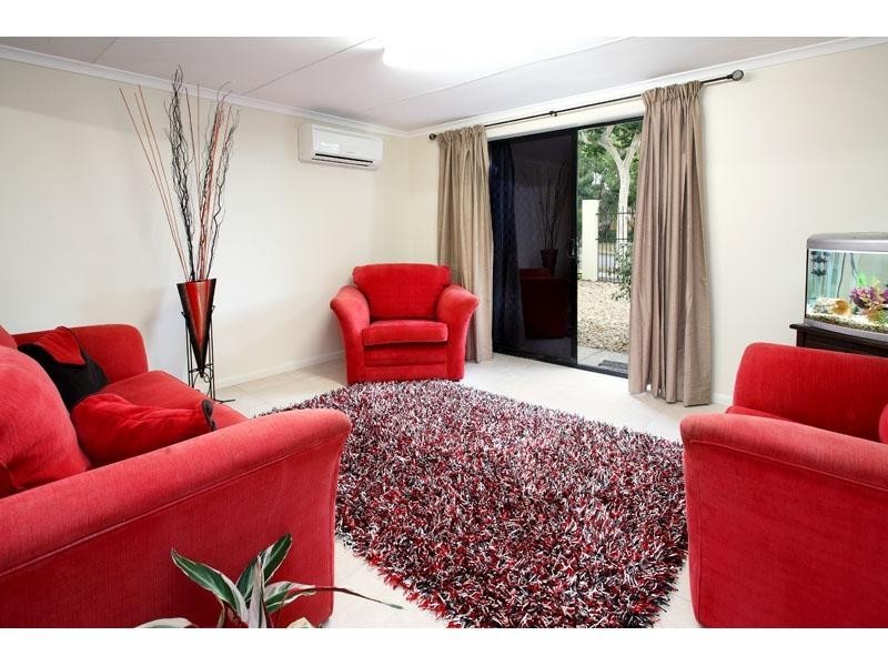 127 Garie Street, Wishart QLD 4122