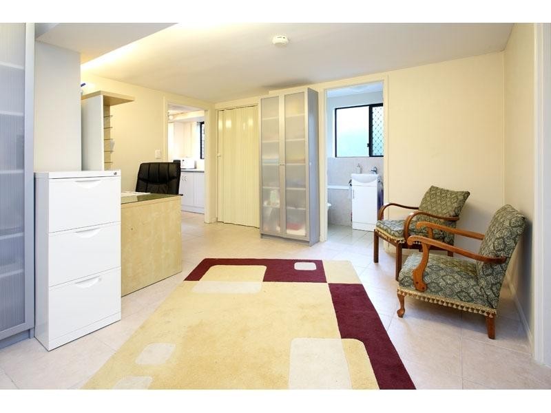 127 Garie Street, Wishart QLD 4122