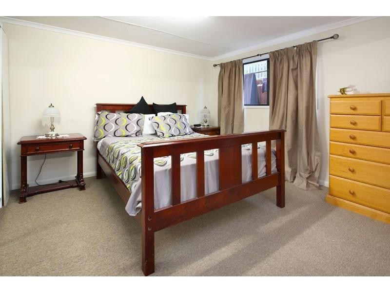 127 Garie Street, Wishart QLD 4122