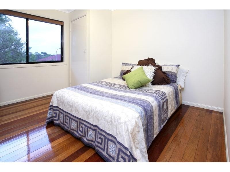 127 Garie Street, Wishart QLD 4122