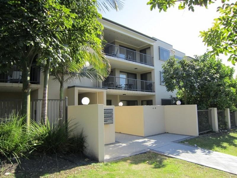 8/6 Omeo Street, Macgregor QLD 4109