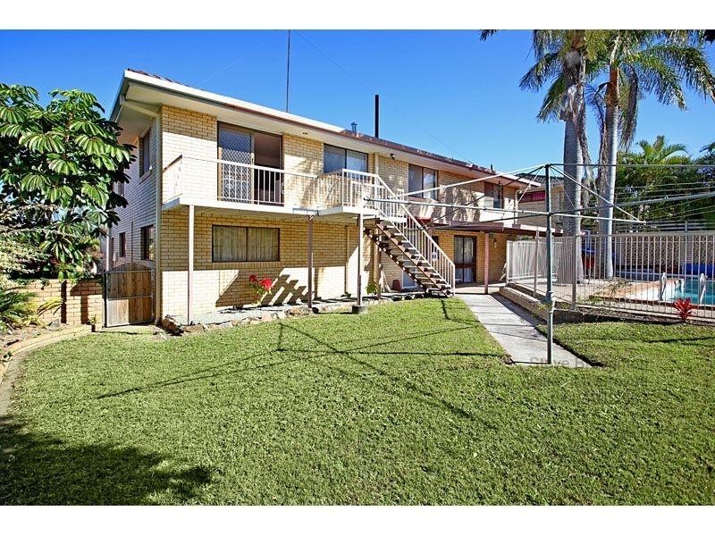 8 Gaillardia Street, Macgregor QLD 4109