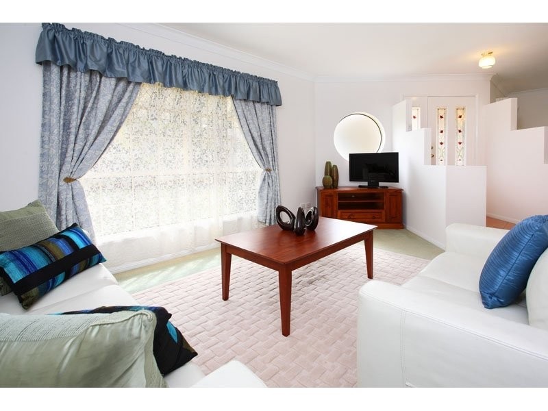 16 Ingluna Circuit, Eight Mile Plains QLD 4113