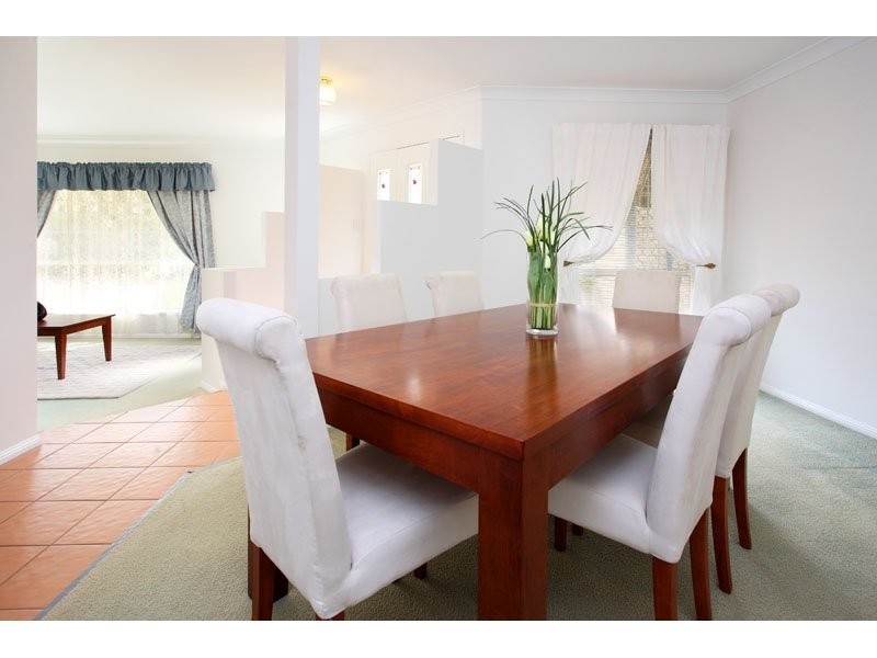 16 Ingluna Circuit, Eight Mile Plains QLD 4113