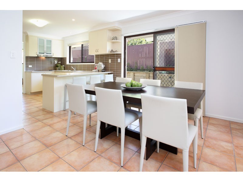 25 Holder Street, Wishart QLD 4122