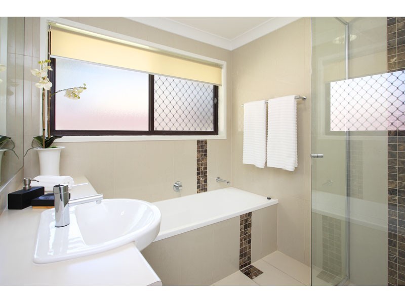 25 Holder Street, Wishart QLD 4122