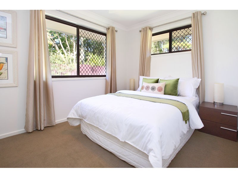 25 Holder Street, Wishart QLD 4122