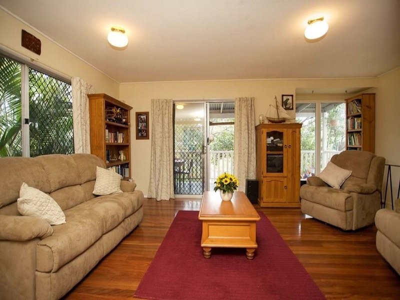 21 Togar Street, Mansfield QLD 4122