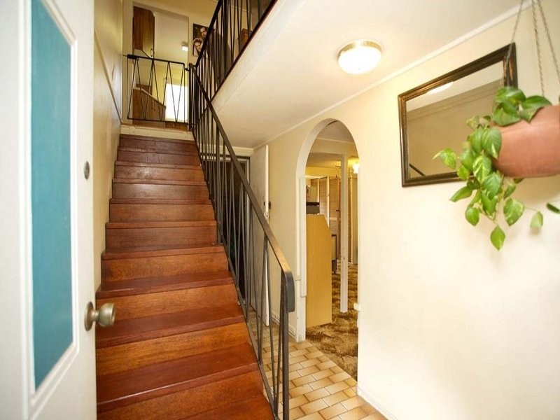 21 Togar Street, Mansfield QLD 4122