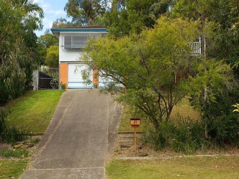 21 Togar Street, Mansfield QLD 4122
