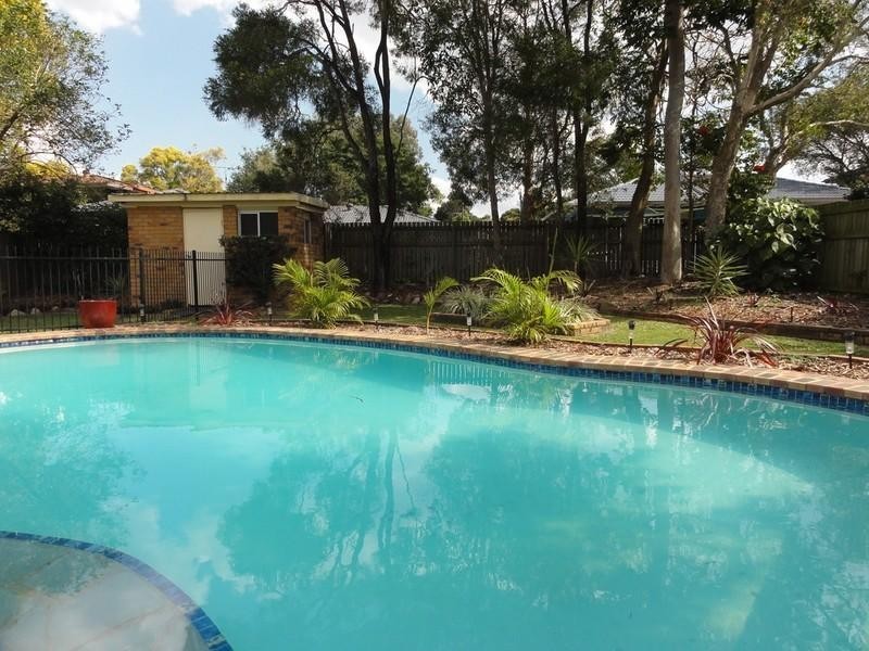 10 Winthrop Street, Wishart QLD 4122