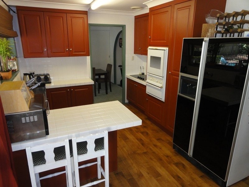 10 Winthrop Street, Wishart QLD 4122