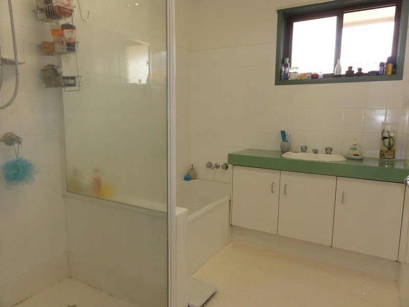 10 Winthrop Street, Wishart QLD 4122