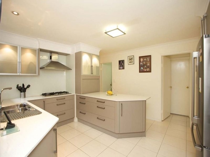 254 Ham Road, Wishart QLD 4122