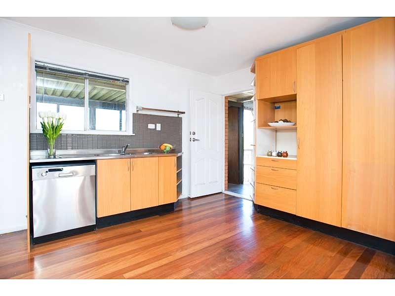 23 Veivers Street, Macgregor QLD 4109