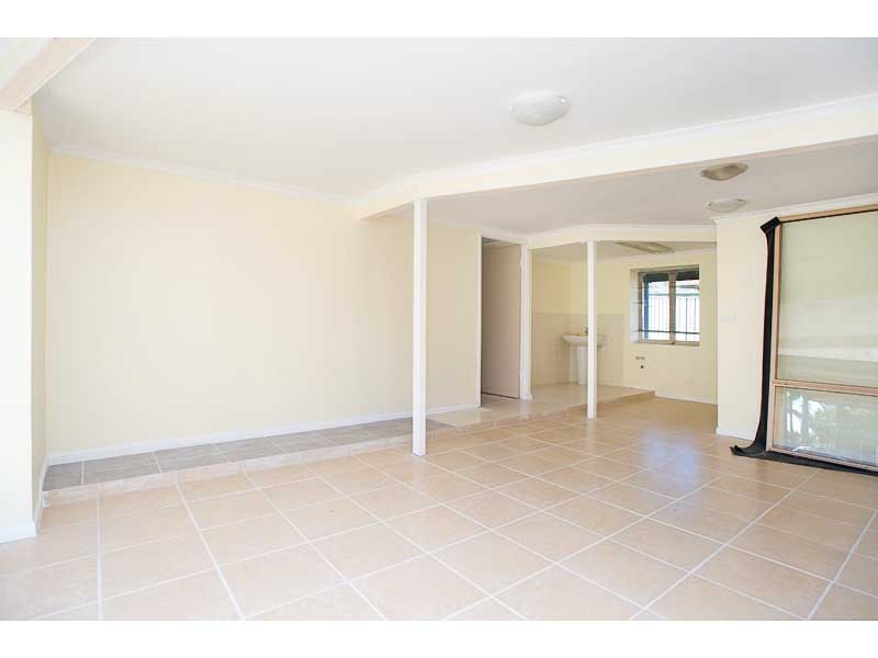 23 Veivers Street, Macgregor QLD 4109