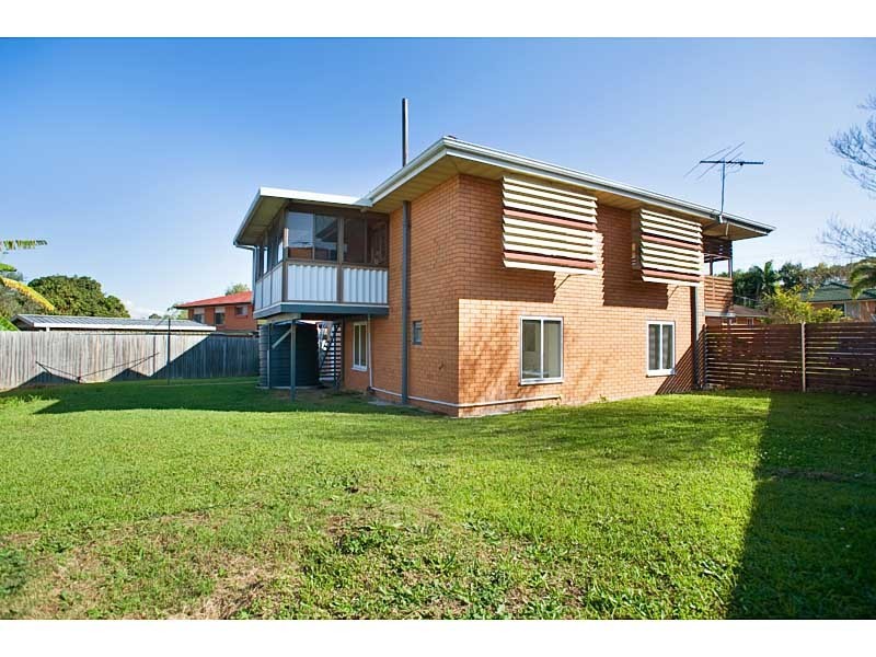 23 Veivers Street, Macgregor QLD 4109