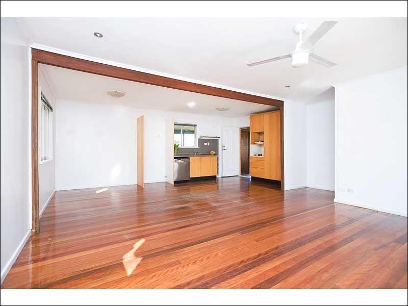 23 Veivers Street, Macgregor QLD 4109