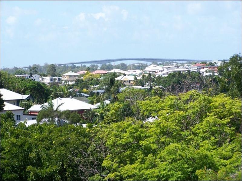 36 Philip Street, Hawthorne QLD 4171