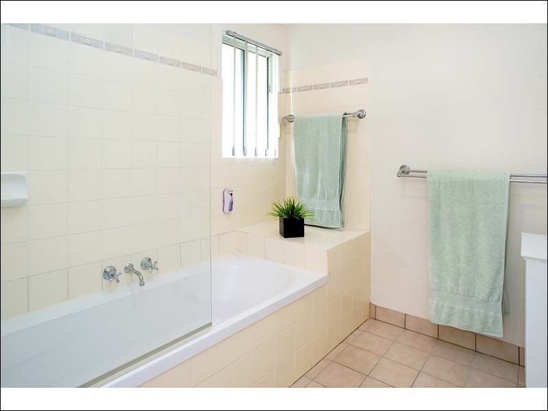 4/35 Lani Street, Wishart QLD 4122