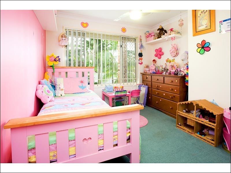 20 Chanel Crescent, Eight Mile Plains QLD 4113