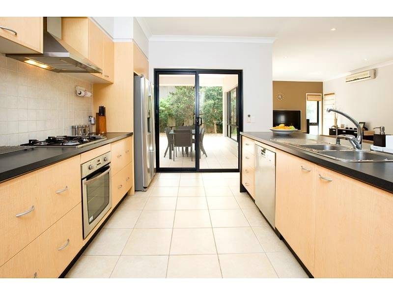 106 Tristania Way, Mount Gravatt East QLD 4122