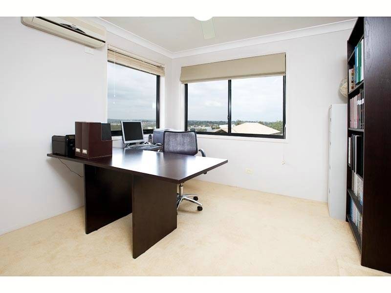 106 Tristania Way, Mount Gravatt East QLD 4122