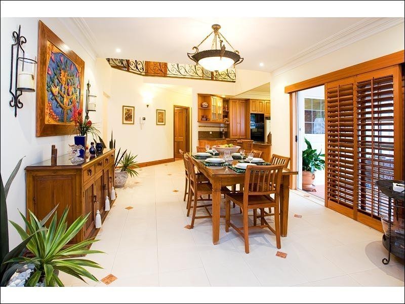 39 Coneyhurst Crescent, Carindale QLD 4152