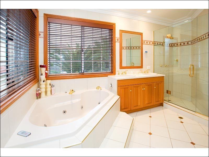 39 Coneyhurst Crescent, Carindale QLD 4152