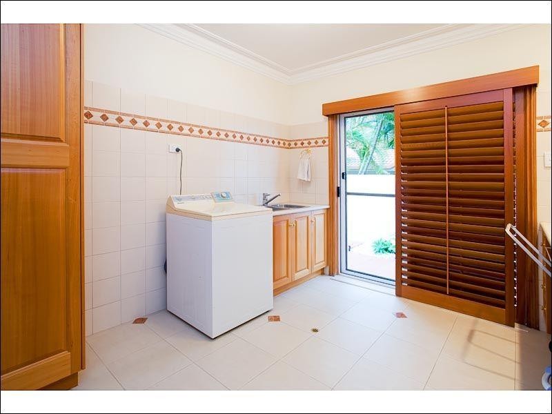 39 Coneyhurst Crescent, Carindale QLD 4152