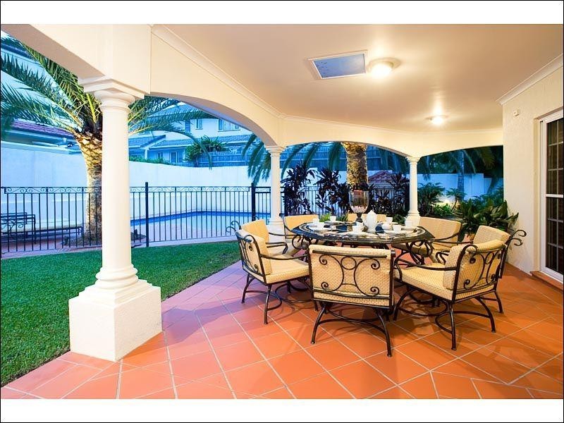 39 Coneyhurst Crescent, Carindale QLD 4152