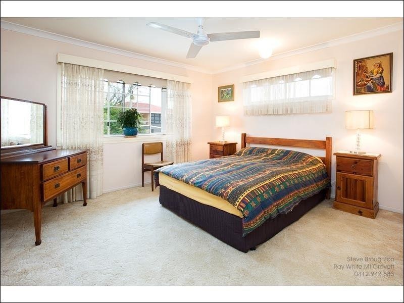 19 Tandanya Street, Mansfield QLD 4122