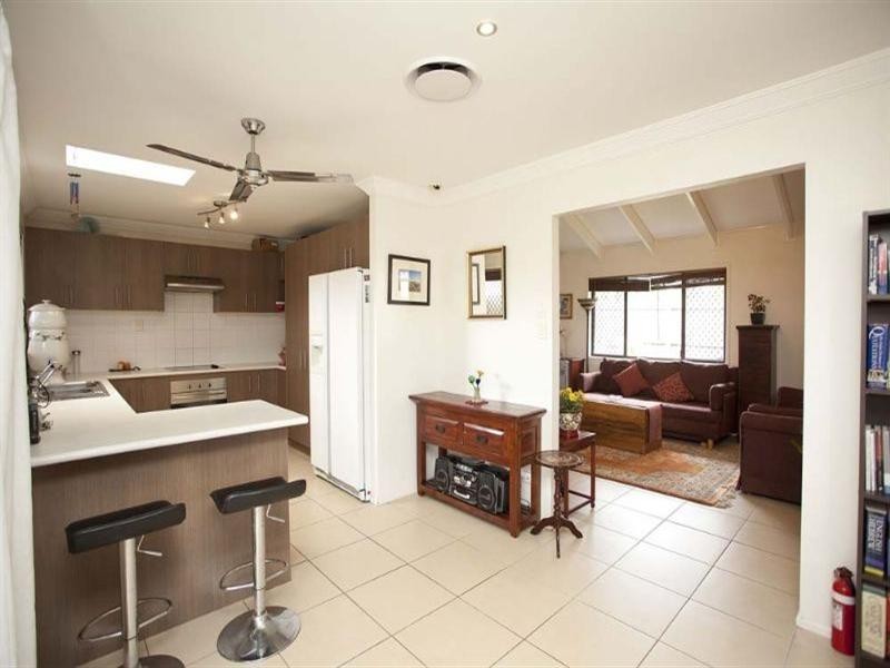 5 Gamenya Drive, Springwood QLD 4127