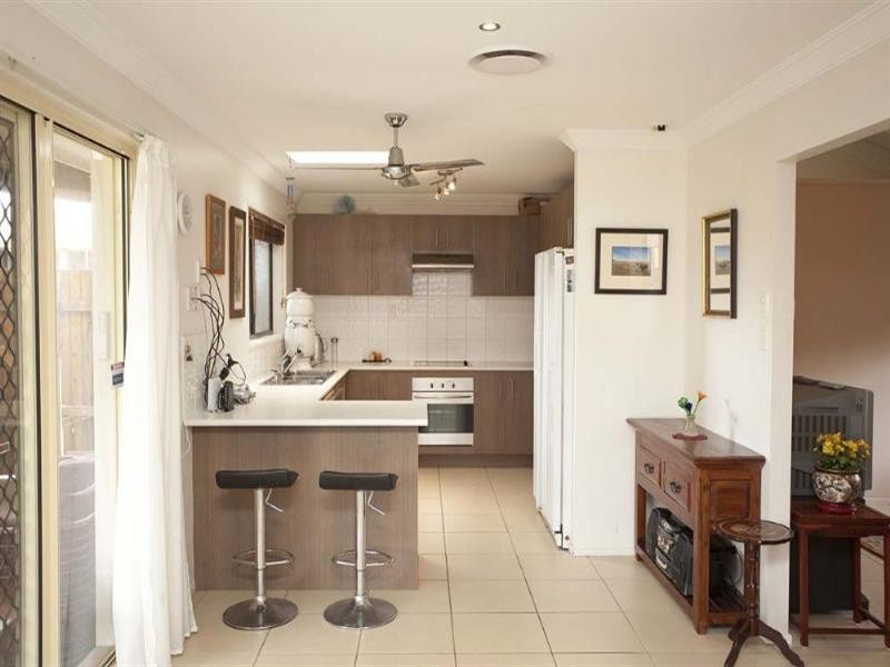 5 Gamenya Drive, Springwood QLD 4127