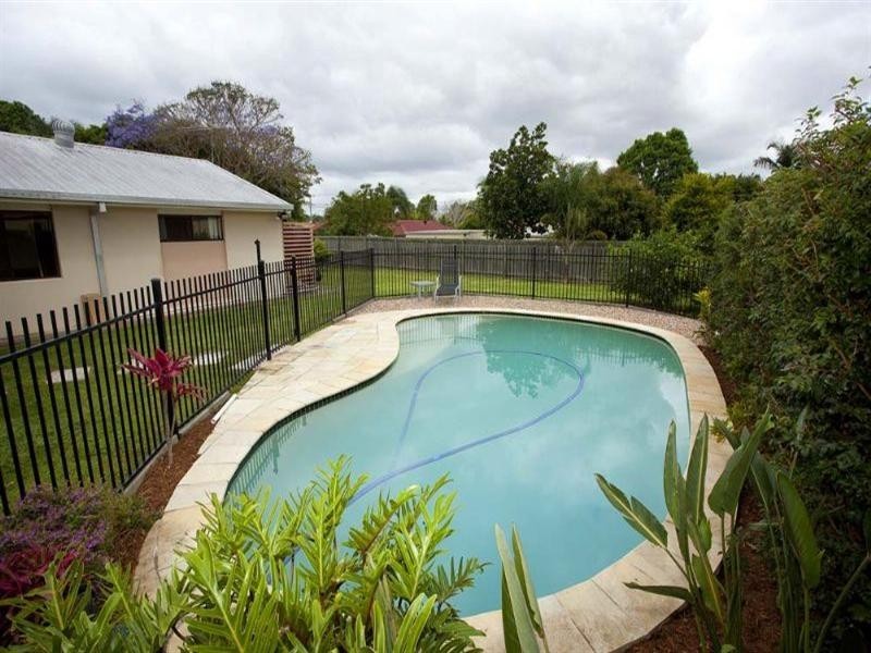 5 Gamenya Drive, Springwood QLD 4127