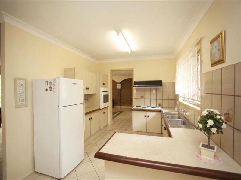 1 Skipton Street, Macgregor QLD 4109