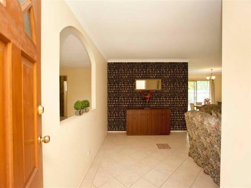 1 Skipton Street, Macgregor QLD 4109