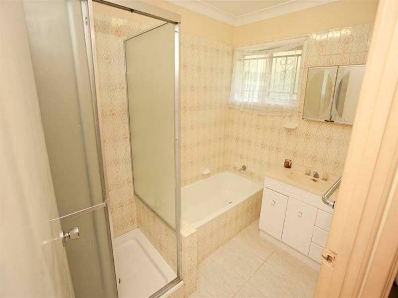 1 Skipton Street, Macgregor QLD 4109