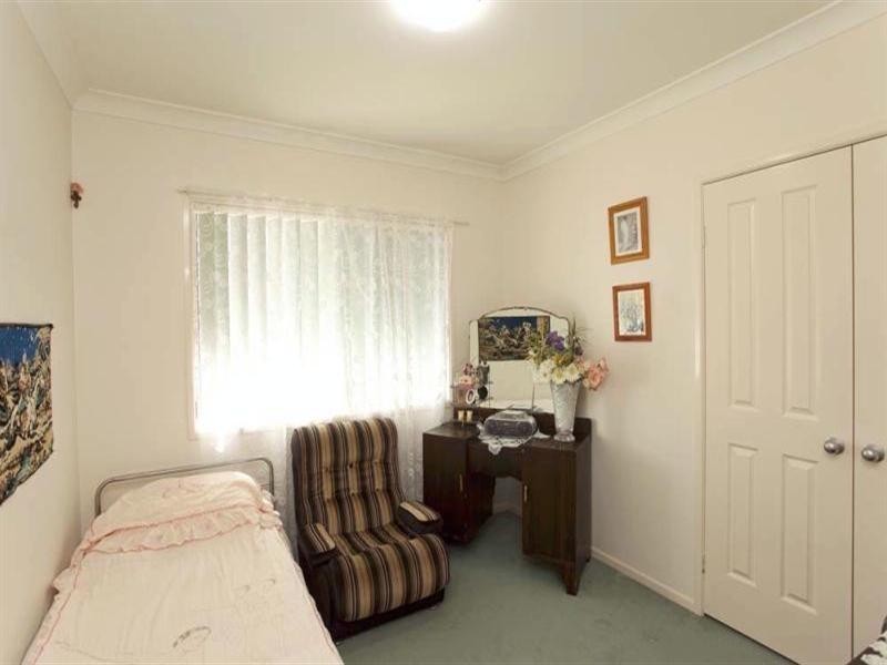 14 Gower Street, Holland Park West QLD 4121