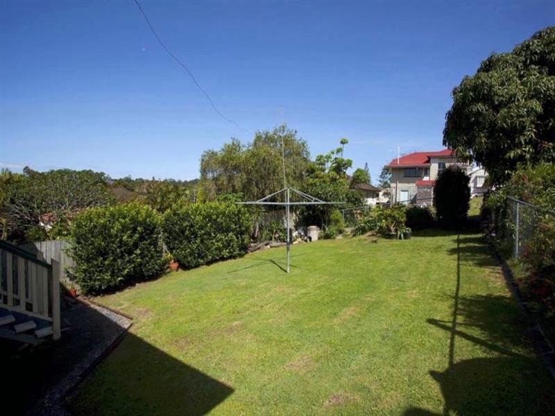 14 Gower Street, Holland Park West QLD 4121