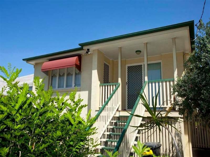 14 Gower Street, Holland Park West QLD 4121