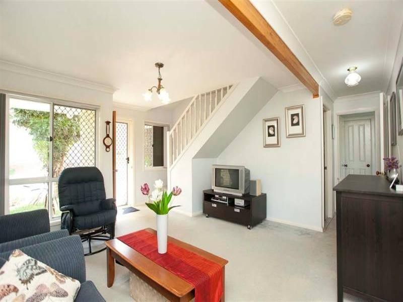 2/19 Likala Street, Wishart QLD 4122