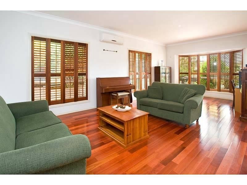 19 Marianna Street, Mansfield QLD 4122