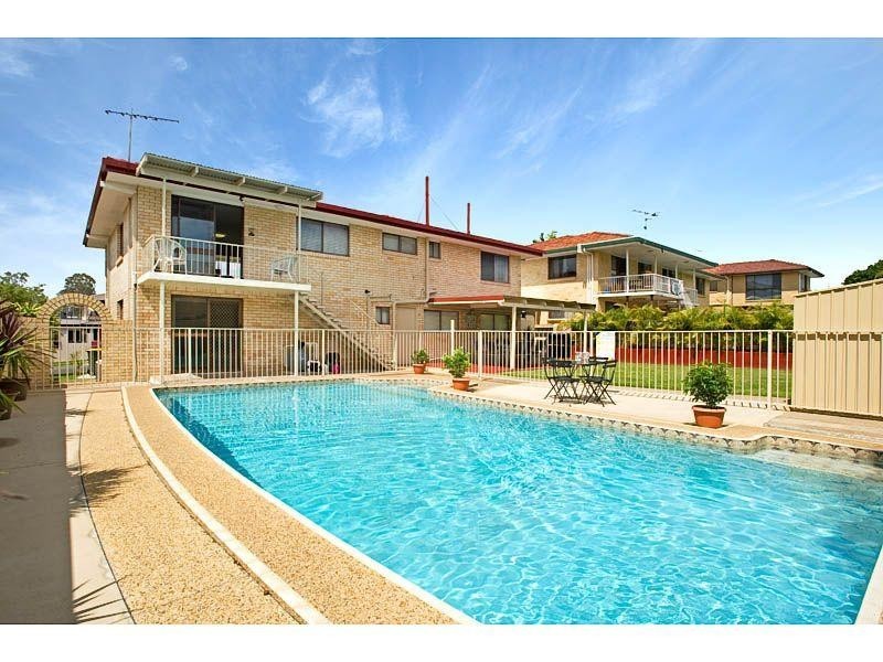 18 Remsen Street, Wishart QLD 4122