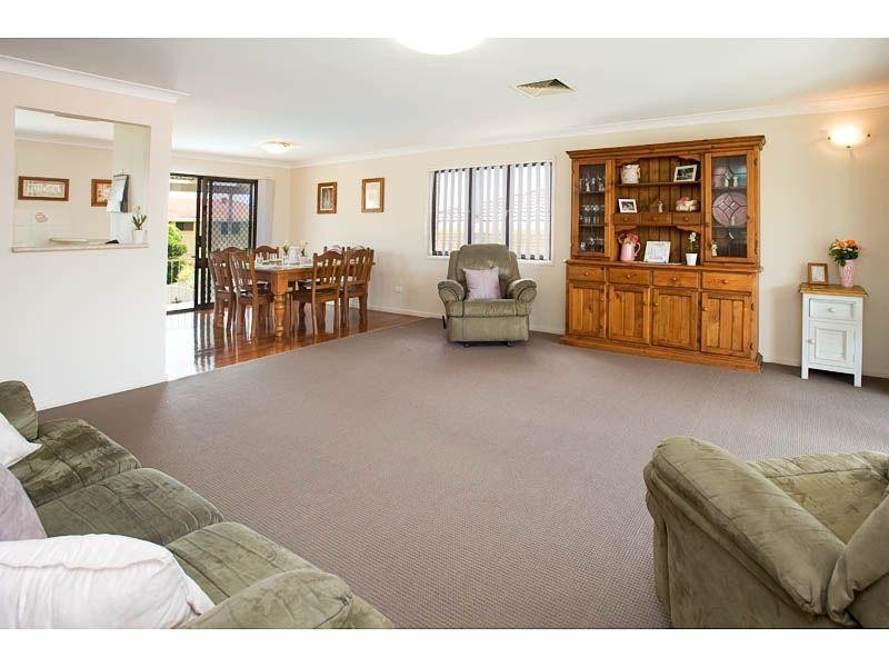 18 Remsen Street, Wishart QLD 4122